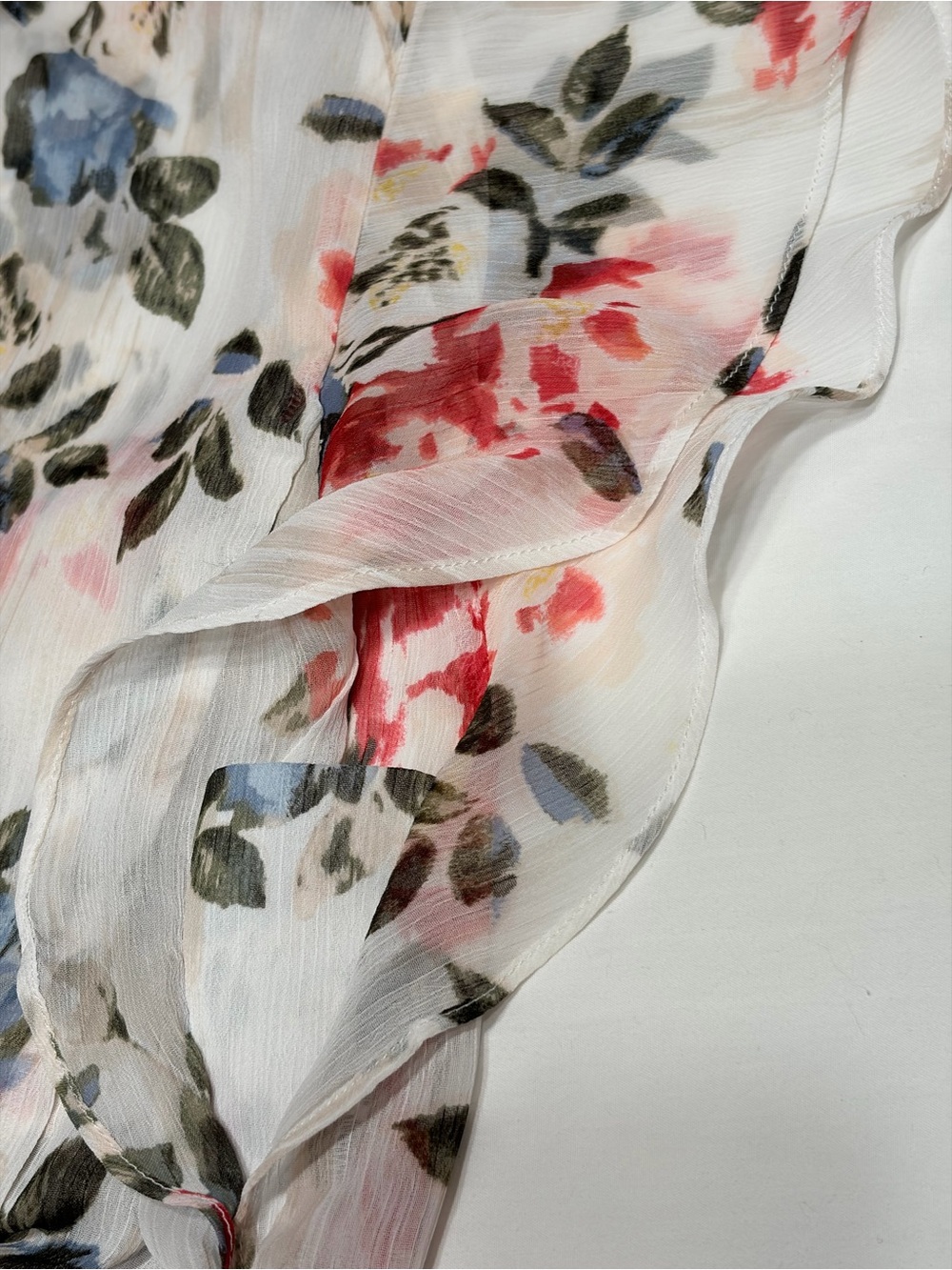 White House Black Market Floral V-Neck Peplum Blouse - White/Pink/Blue - Picture 14 of 16